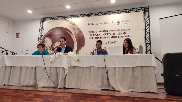 Congreso Jóvenes investigadores arqueología argárica Luis Siret Antas