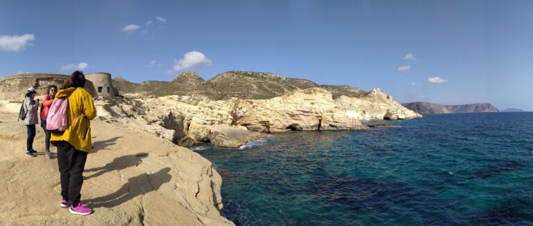 Rodalquilar (Cabo de Gata) 314 acantilados Rodalquilar 1 768x327