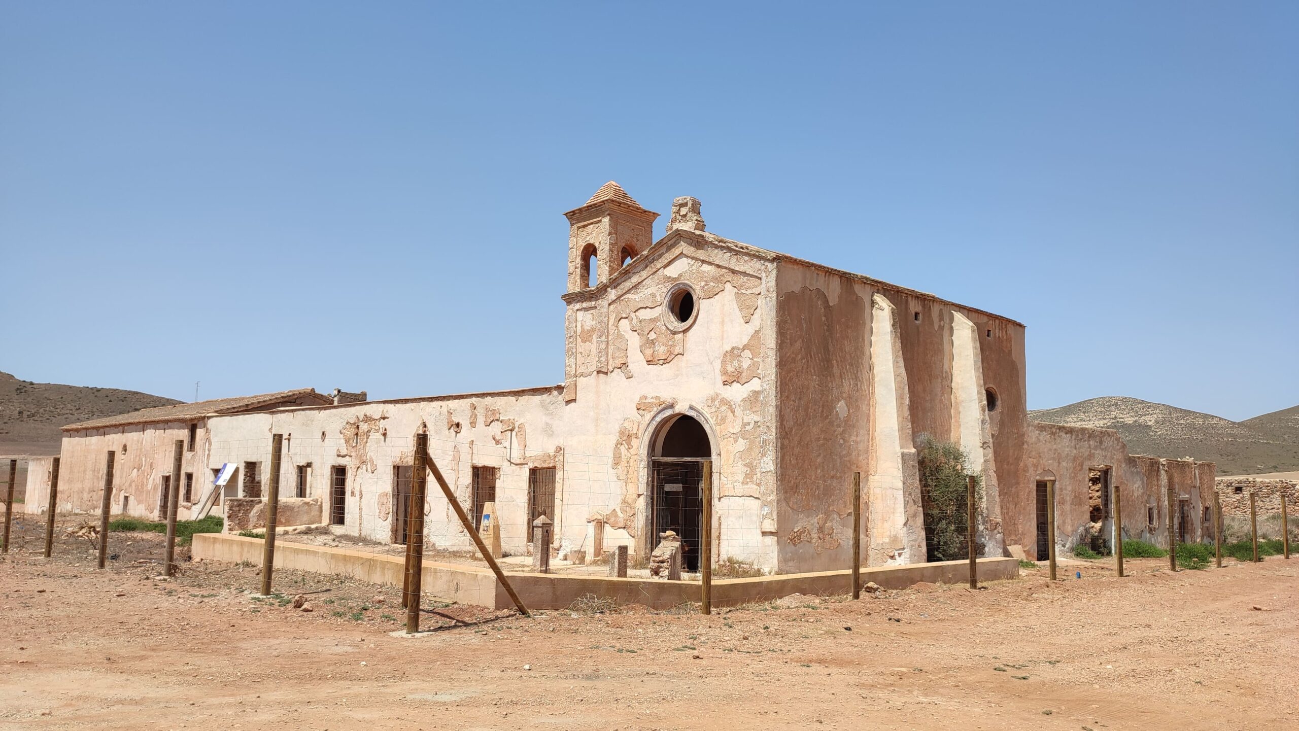 Cortijo del Fraile: futuro participativo para un símbolo de Almería 12 Cortijo del Fraile Cabo de Gata Almeria (3)